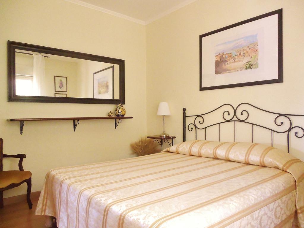 Bed and Breakfast Cielo Di Таормина Номер фото